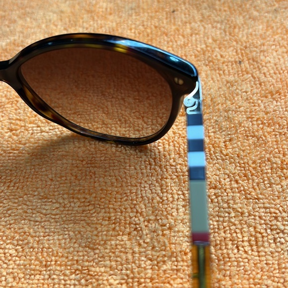 BURBERRY B 4216 WOMENS SUNGLASSES 😎 - Picture 9 of 12
